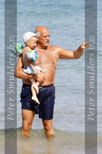 Ibiza 14 juli 2010
Herman den Blijker met zoon Mats op Ibiza.
Peter Smulders bv
