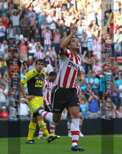Eindhoven, 22 Augustus 2010 Kompetitiewedstrijd PSV-AZ , eindstand 3-1
Seizoen 2010/2011
Doelpunt Ibrahim Afellay
Foto Junior Smulders