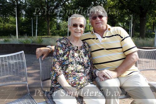 Hoogeveen 24 juni 2010
Jan en Zwaan bij het ziekenhuis.
Peter Smulders bv