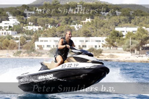 Ibiza 30 juli 2010
John Ewbank aan het jetskien op ibiza.
Peter Smulders bv