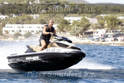 Ibiza 30 juli 2010
John Ewbank aan het jetskien op ibiza.
Peter Smulders bv