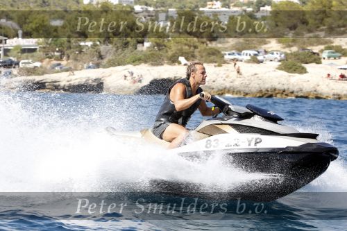 Ibiza 30 juli 2010
John Ewbank aan het jetskien op ibiza.
Peter Smulders bv