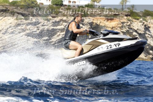 Ibiza 30 juli 2010
John Ewbank aan het jetskien op ibiza.
Peter Smulders bv
