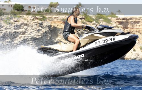 Ibiza 30 juli 2010
John Ewbank aan het jetskien op ibiza.
Peter Smulders bv