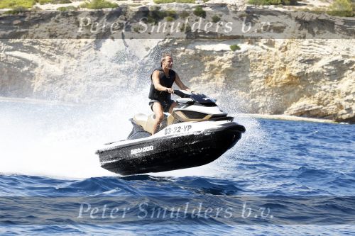 Ibiza 30 juli 2010
John Ewbank aan het jetskien op ibiza.
Peter Smulders bv