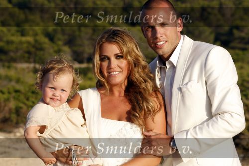 Ibiza 15 juli 2010
Trouwen Johhny en Charlotte Sophie Heitinga . Dochter Jezebel was er ook bij.
Peter Smulders bv