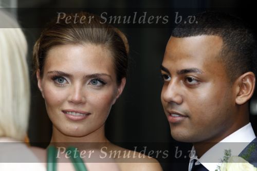 Amsterdam 21 juli 2010
Kim Feenstra trouwen met Dj Michael Mendoza in de duif.
Peter Smulders bv