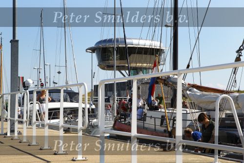Enkhuizen, 26 Juni 2010
\'s Werelds eerste naviduct is in 2003 geopend
Foto Peter Smulders BV