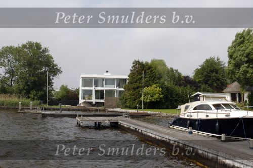 Breukeleveen 7 juni 2010
Huis Ron en Yvonne Brandsteder aan de loosdrechtse plas dat helemaal verbouwd is.