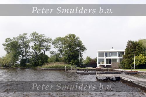 Breukeleveen 7 juni 2010
Huis Ron en Yvonne Brandsteder aan de loosdrechtse plas dat helemaal verbouwd is.