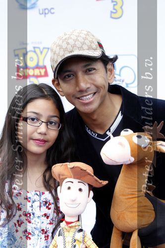 Amsterdam 19 juni 2010
Premiere Toy Story 3 in pathe arena. Wibi Soerjadi met nichtje
Peter Smulders bv