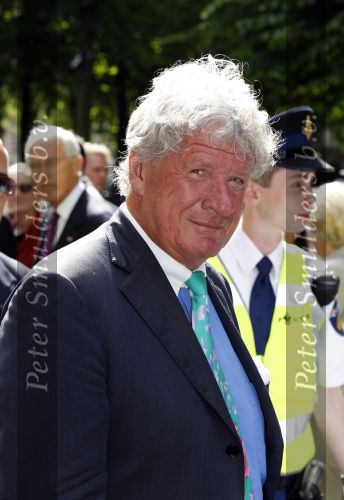 Den Haag 17 juni 2010
Koningin Beatrix opent beelden tentoonstelling op de lange voorhout. Willibrord Frequin
Peter Smulders bv