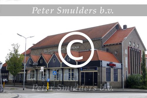 Volendam 5 augustus 2011
De AMVO waar jan Smit en Liza Plat gaan trouwen
Peter Smulders bv