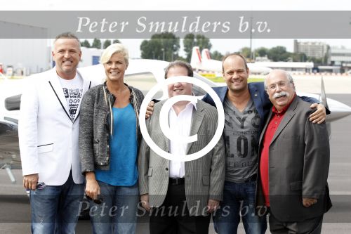 Rotterdam 15 augustus 2011
Presentatie nieuwe rtl programma Zie ze vliegen met oa Carlo Boszhard Gordon en Irene Moors op vliegveld Rotterdam Den Haag.
Peter Smulders bv