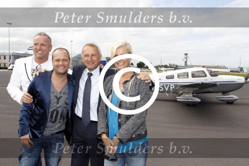 Rotterdam 15 augustus 2011
Presentatie nieuwe rtl programma Zie ze vliegen met oa Carlo Boszhard Gordon en Irene Moors op vliegveld Rotterdam Den Haag.
Peter Smulders bv
