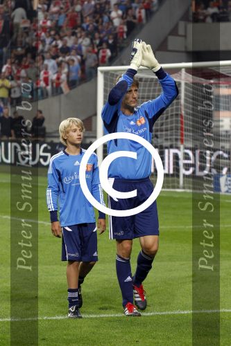Amsterdam 3 augustus 2011
Afscheidswedstrijd Edwin v d Sar in Arena . Edwin met zijn vrouw Annemarie en kinderen Joe en Lynn
Peter Smulders bv