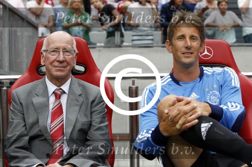 Amsterdam 3 augustus 2011
Afscheidswedstrijd Edwin v d Sar in Arena . Edwin en Sir Jacky Charlton
Peter Smulders bv