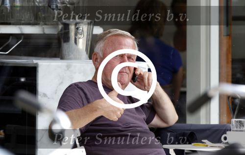 Amsterdam 5 juli 2011
Harry Mens op terras.
Peter Smulders bv