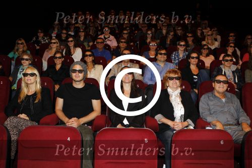 Amsterdam 14 juli 2011
Premiere commercial Wicked met in de hoofdrollen Chantal janzen Jim Bakkum Willemijn Verkaik Bill van Dijk en Pamela Teves.
Peter Smulders bv