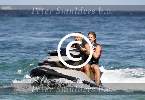 Ibiza 10 augustus 2011
John Ewbank met dochter Day en vrienden op ibiza en met jet ski.
Peter Smulders bv