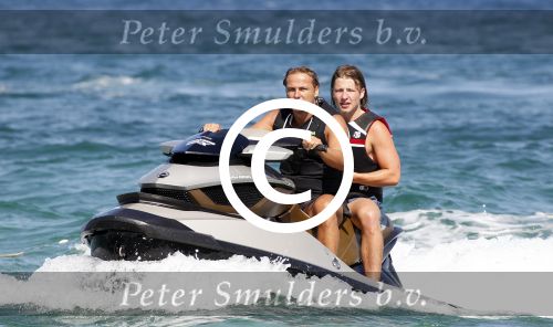 Ibiza 10 augustus 2011
John Ewbank met dochter Day en vrienden op ibiza en met jet ski.
Peter Smulders bv