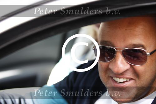 Amsterdam, 19 Augustus 2011
John v d Heuvel in zijn auto
Foto Peter Smulders BV