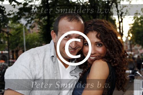 Amsterdam 7 juli 2011
Najib Amhali met zijn nieuwe vriendin Niama.
Peter Smulders bv
