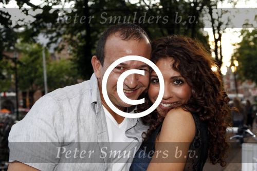 Amsterdam 7 juli 2011
Najib Amhali met zijn nieuwe vriendin Niama.
Peter Smulders bv