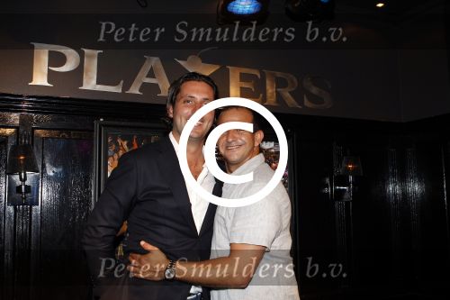 Amsterdam 7 juli 2011
Najib Amhali met eigenaar bij feest in players.
Peter Smulders bv