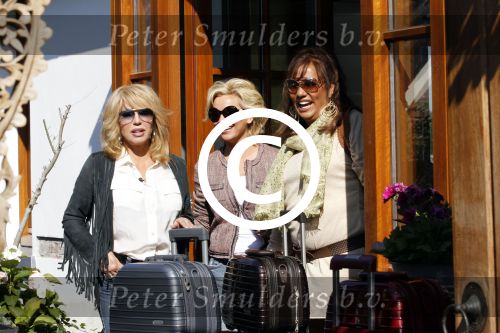 Amstelveen en Rotterdam 7 juli 2011
Eerste opname dag diva\'s draaien door met Patty Brard Patricia Paay en Tatjana.
Ze vertrekken vanaf het huis van Patty in een Hummer.
Peter Smulders bv
