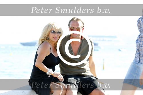 Cannes 14 juli 2011
Patricia Paay en Nicky v Dam op het strand van Cannes.
Peter Smulders bv