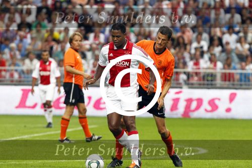 Amsterdam 3 augustus 2011
Afscheidswedstrijd Edwin v d Sar in Arena . Patrick Kluivert
Peter Smulders bv
