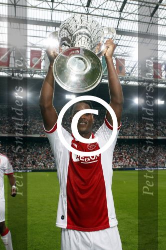 Amsterdam 3 augustus 2011
Afscheidswedstrijd Edwin v d Sar in Arena . Patrick Kluivert
Peter Smulders bv