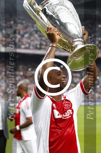 Amsterdam 3 augustus 2011
Afscheidswedstrijd Edwin v d Sar in Arena . Patrick Kluivert
Peter Smulders bv