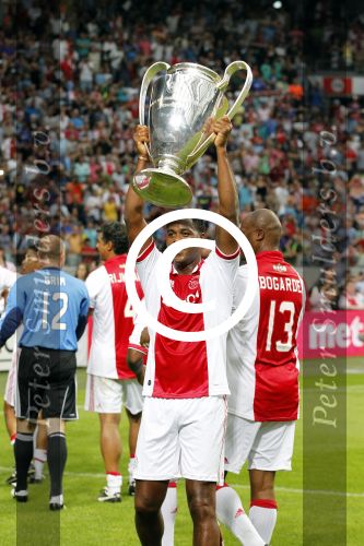 Amsterdam 3 augustus 2011
Afscheidswedstrijd Edwin v d Sar in Arena . Patrick Kluivert
Peter Smulders bv