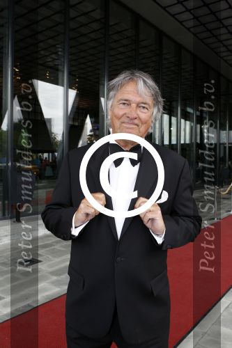 Hilversum 7 juli 2011
Ron Brandsteder presenteert de honeymoonquiz bij beeld en geluid.
Peter Smulders bv