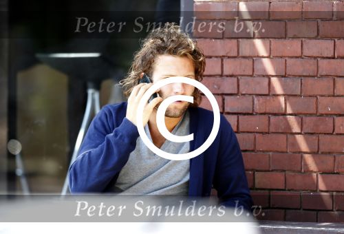 Amsterdam 15 juli 2011
Sascha Visser eet broodje.
Peter Smulders vc