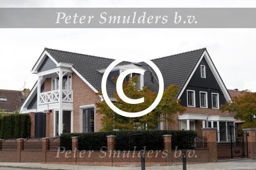 Volendam 5 augustus 2011
Nieuwe huis van Simon Keizer en zijn vriendin.
Peter Smulders bv
