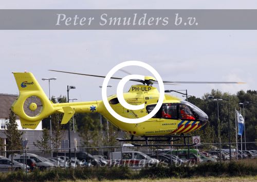 Rotterdam 15 augustus 2011
Presentatie nieuwe rtl programma Zie ze vliegen met oa Carlo Boszhard Gordon en Irene Moors op vliegveld Rotterdam Den Haag. Trauma Helicopter
Peter Smulders bv