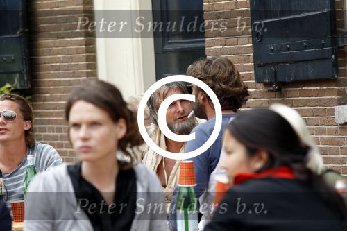 Amsterdam 7 juli 2011
Opnames Nova Zembla, film van reinout Oerlemans met oa Victor Reinier.
Peter Smulders bv