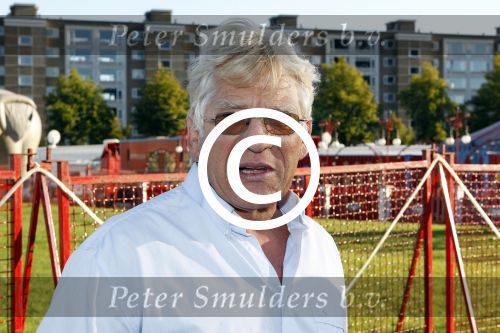 Amsterdam 15 augustus 2011
Premiere circus Renz in Amsterdam. Wim Zomer met vriend
Peter Smulders bv