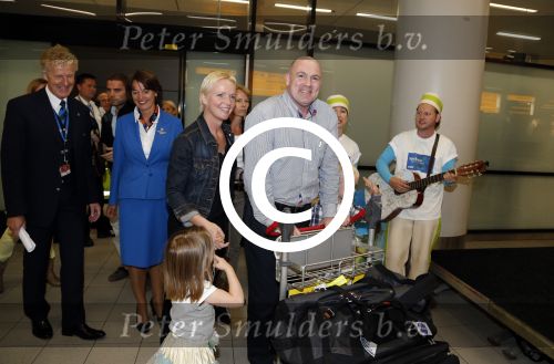 Schiphol 20 juli 2012
Andre Kuipers wordt op schiphol opgehaald door zijn vrouw en kinderen na zijn ruimtereis.
Peter Smulders bv