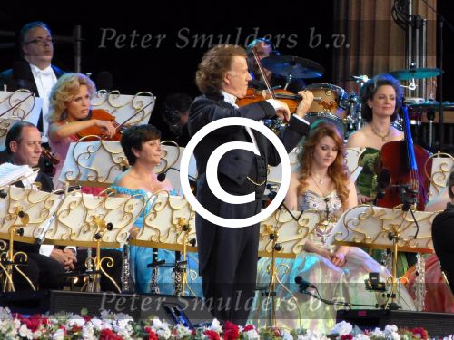 Maastricht, 23 Juni 2012 Optreden Andre Rieu op het Vrijthof in Maastricht

Foto Peter Smulders BV