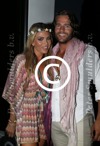 St Tropez 3 augustus 2012
Jan des Bouvrie viert zijn 70e verjaardag thuis bij hem in St Tropez. Anna Sophia van Zweden met vriend
Peter Smulders bv