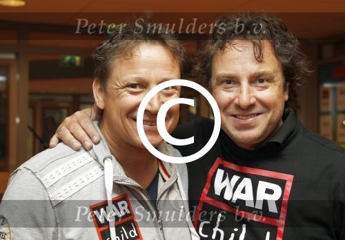 Tilburg, 12 Juni 2012
Voorstelling Musical op de basisschool Klinkers
Armando Borsato met zijn broer Marco Borsato
Foto Peter Smulders BV