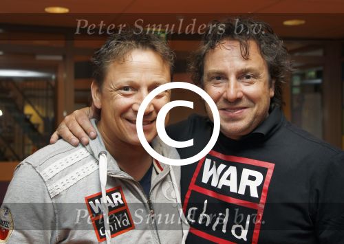 Tilburg, 12 Juni 2012
Voorstelling Musical op de basisschool Klinkers
Armando Borsato met zijn broer Marco Borsato
Foto Peter Smulders BV