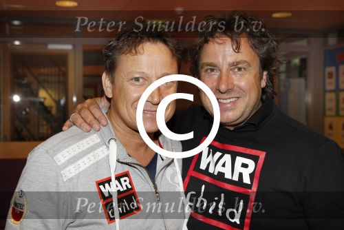 Tilburg, 12 Juni 2012
Voorstelling Musical op de basisschool Klinkers
Armando Borsato met zijn broer Marco Borsato
Foto Peter Smulders BV