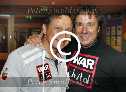 Tilburg, 12 Juni 2012
Voorstelling Musical op de basisschool Klinkers
Armando Borsato met zijn broer Marco Borsato
Foto Peter Smulders BV
