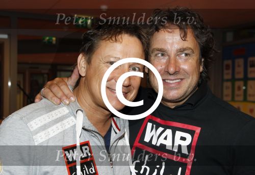 Tilburg, 12 Juni 2012
Voorstelling Musical op de basisschool Klinkers
Armando Borsato met zijn broer Marco Borsato
Foto Peter Smulders BV