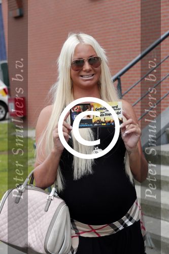 Rijswijk 28 juni 2012
Barbie Samantha de Jongh haalt haar rijbewijs.
Peter Smulders bv
